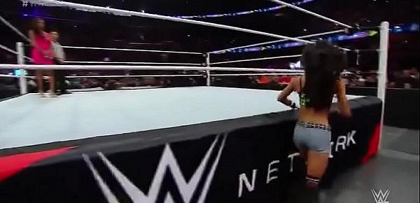  Nikki Bella vs AJ Lee TLC 2014.